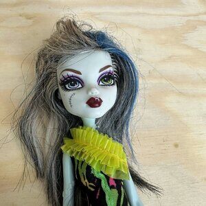 Monster High Frankie Stein Doll 2008 frankenstein